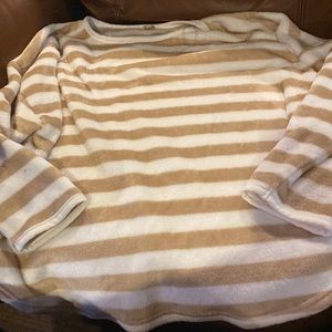 Women long sleeve LARGE